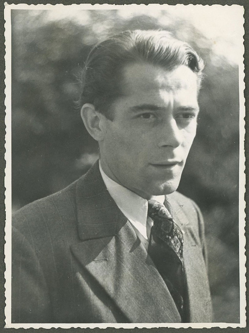 Walter Augustin als junger Mann, historisches Porträt